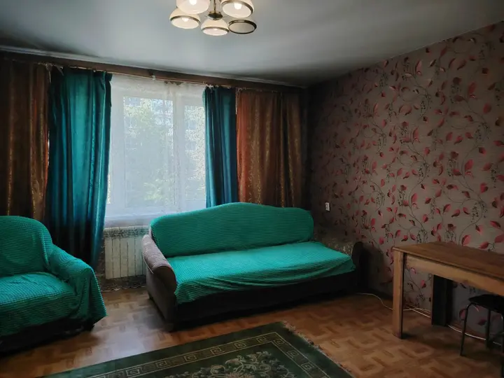 Междуреченск: Апартаменты на улице Брянская 11