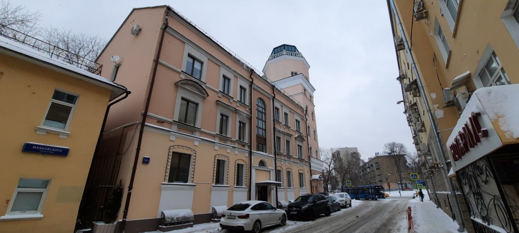 Москва: Апартаменты Двухуровневый Стильный Лофт в Центре Москвы на Легендарной Таганке