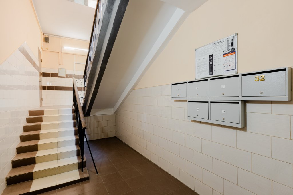 Санкт-Петербург: Апартаменты SpbStay Владимирский 13 двухуровневая студия с балконом