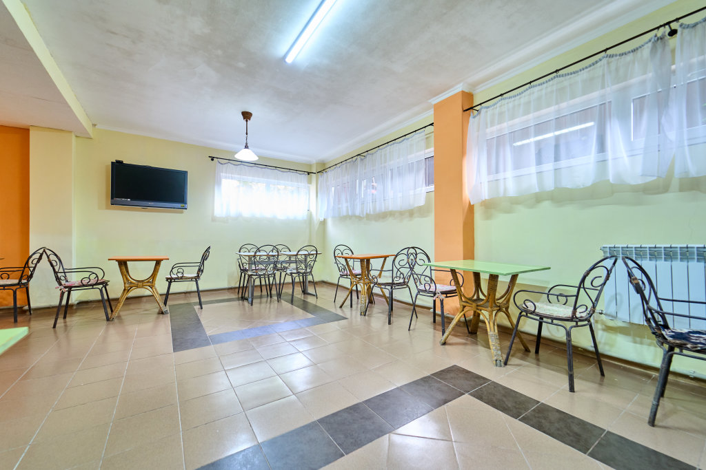 Вардане: Гостевой дом Smil Hotels