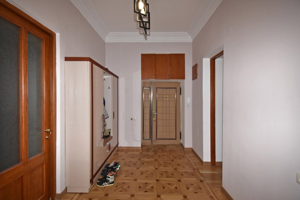 Ереван: Апартаменты Deluxe in Moskovyan HR agency
