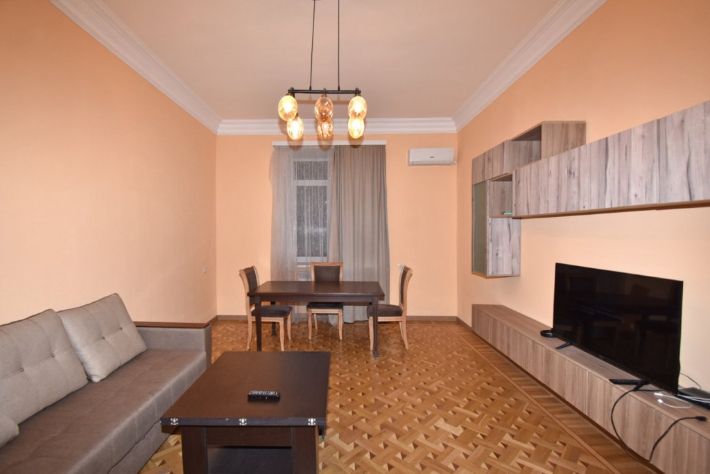 Ереван: Апартаменты Deluxe in Moskovyan HR agency