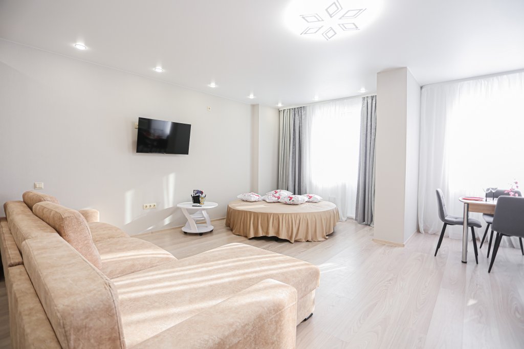 Апартаменты SunSet 2-Оранжерейная 2к1 кв 229 — фото 1