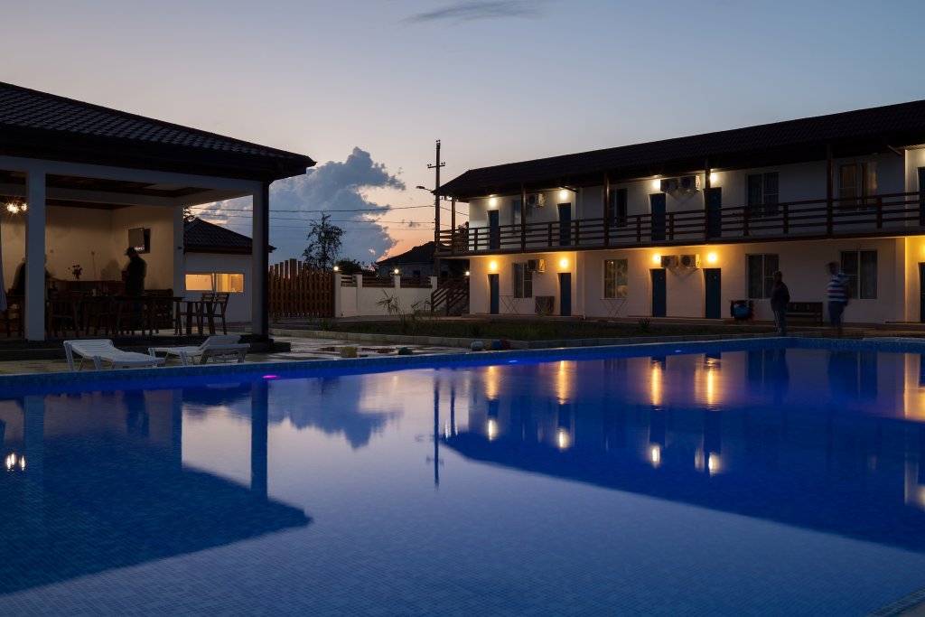 Гудаута: Serebryany Plyazh Hotel