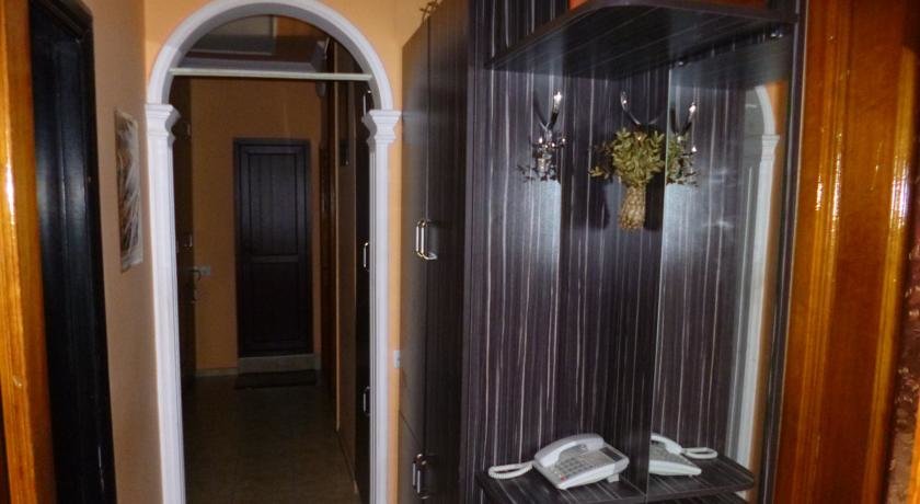 Батуми: Mirzas Homestay
