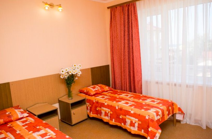 Евпатория: Sea Land Hotel