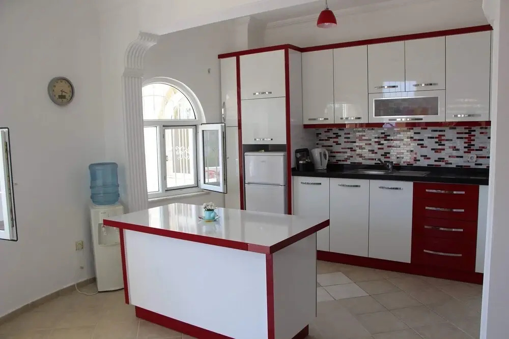 Аланья: Stunning 4-bed Villa in Avsallar