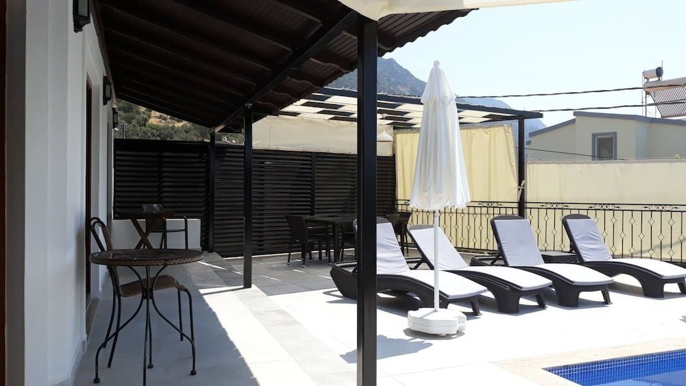 Сарыбелен: Villa Hibiskus