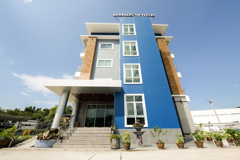 Сирача: Mae Saeng Place by OYO Rooms