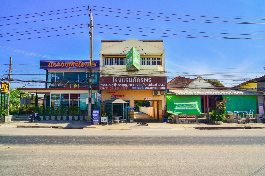 Pattaraporn Hotel by OYO Rooms — фото 2