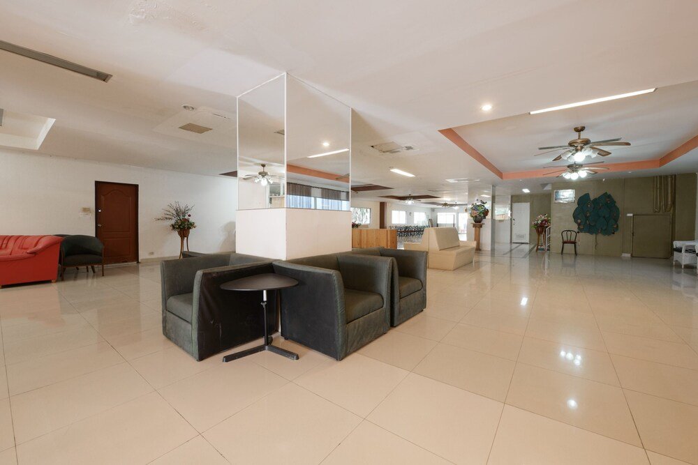 Паттайя: Inter Place by OYO Rooms