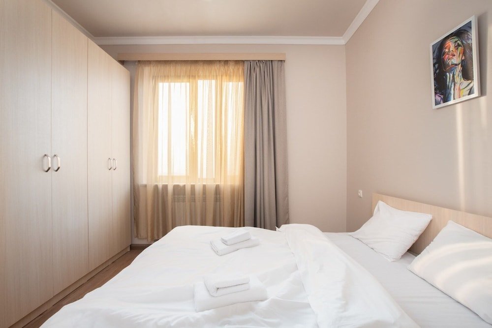Ереван: Stay Inn на ул. Аргишти, 11