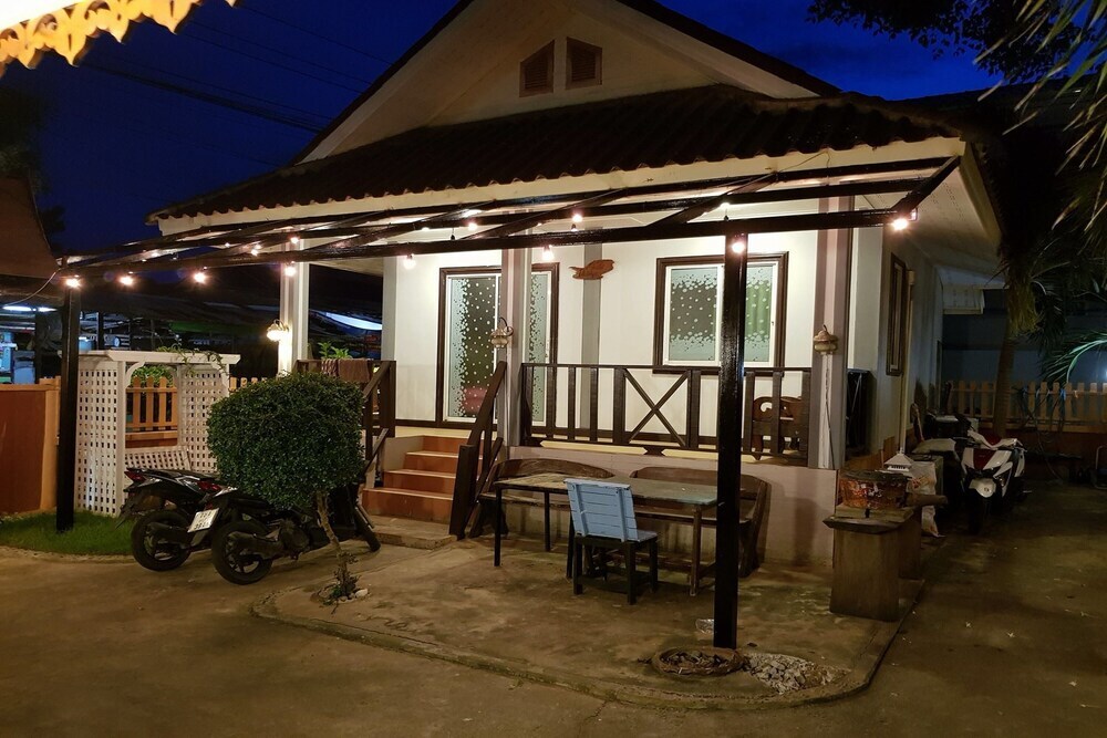 Ко-Лан: Thai House Resort