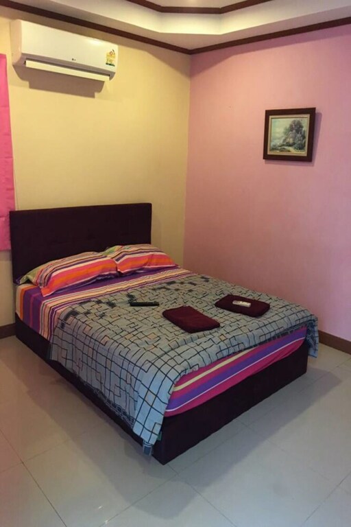Ко-Лан: Thai House Resort