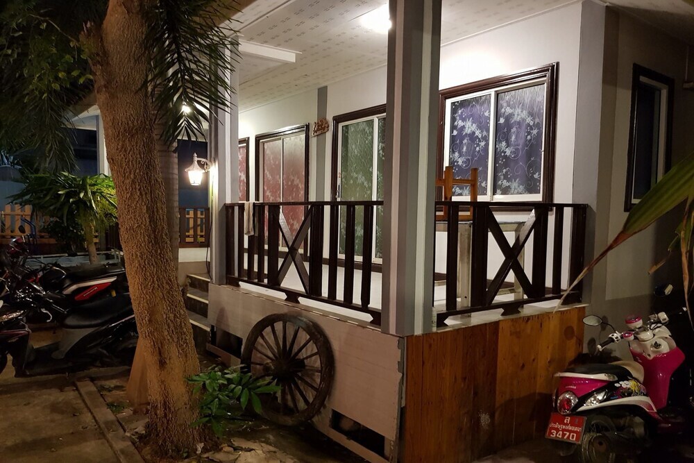 Ко-Лан: Thai House Resort