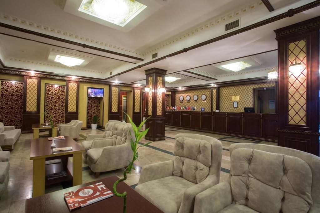 Баку: Grand Hotel