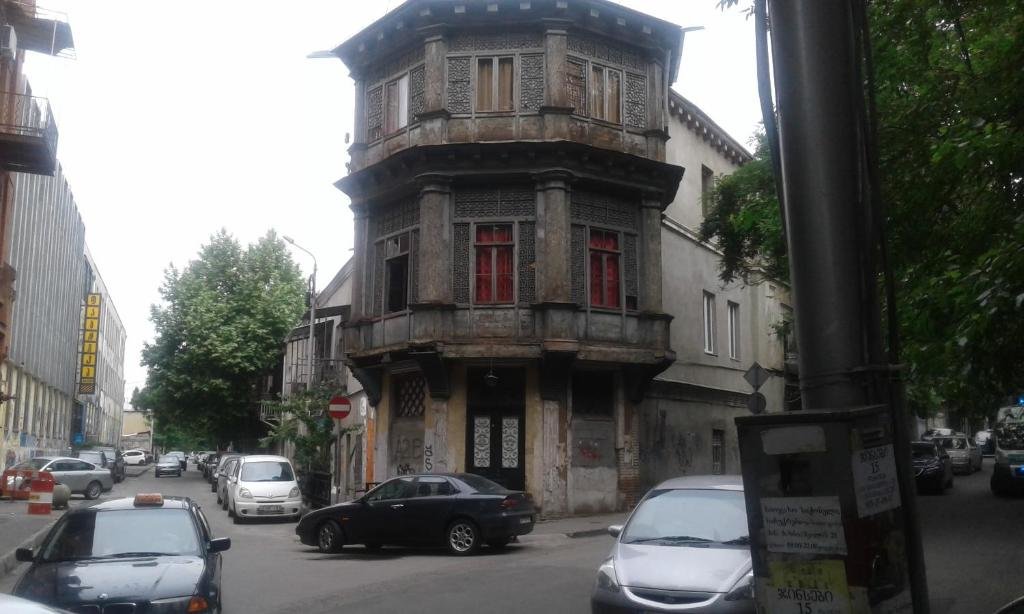 Тбилиси: 31 Giorgi Mazniashvili Street