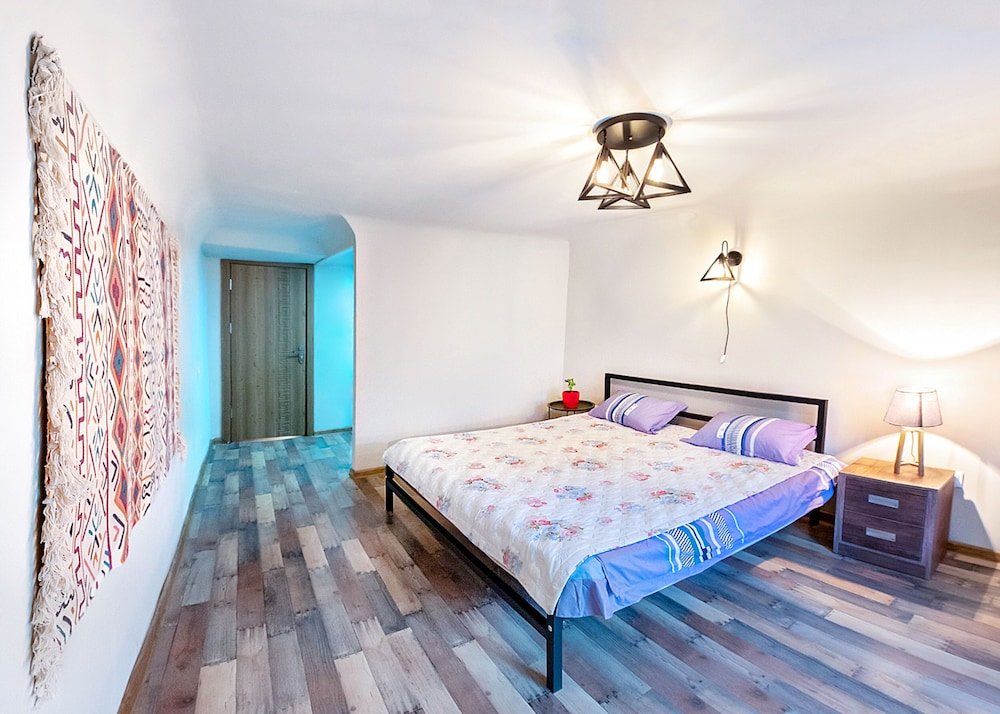 Тбилиси: H&B apartments Alex Chavchavadze