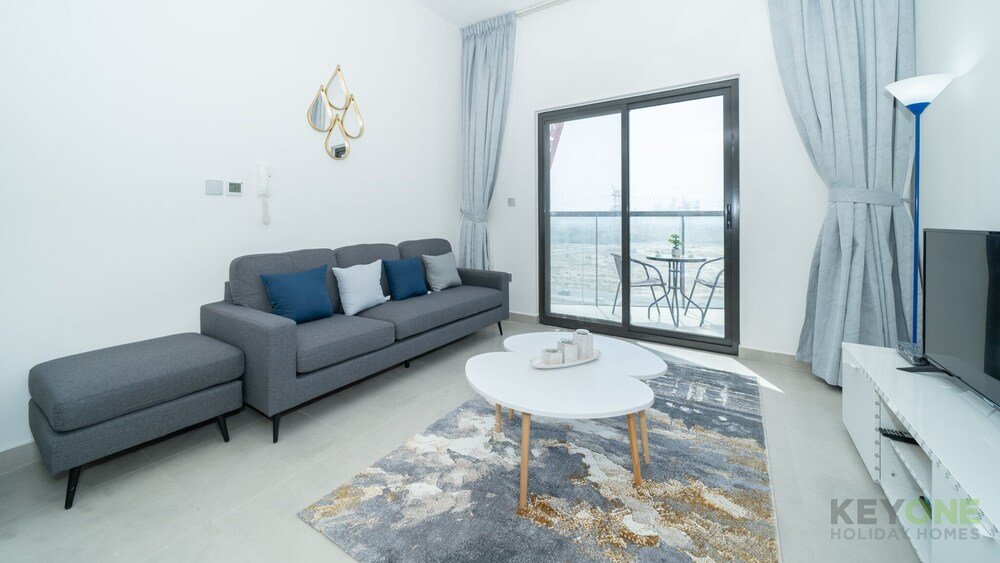 Дубай: Solitary Two Bedroom Suite in JVC