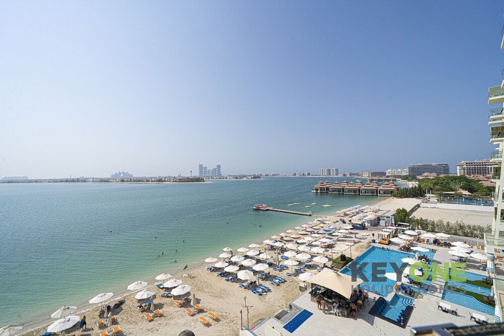 Дубай: Lavish 2BR Suite with Full Sea View