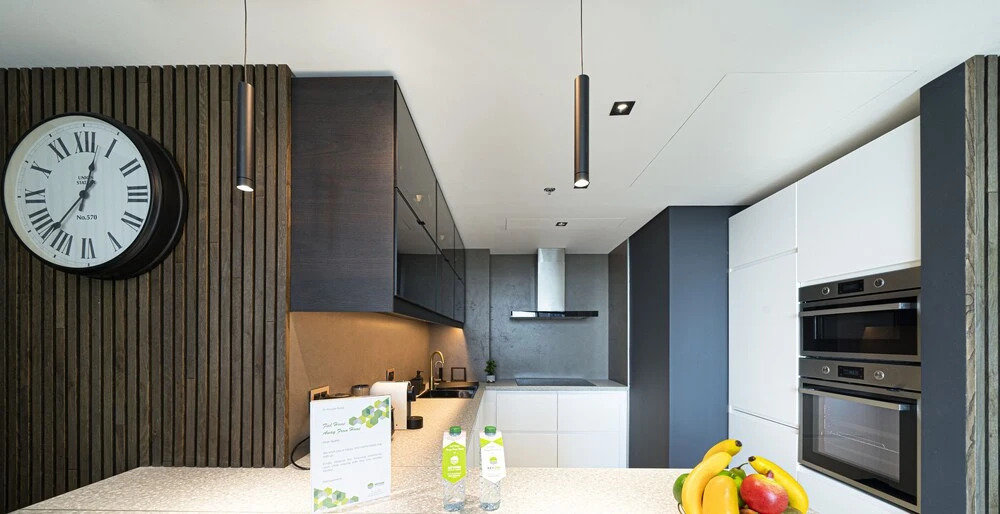 Дубай: Spectacular 3BR Suite with Marina View