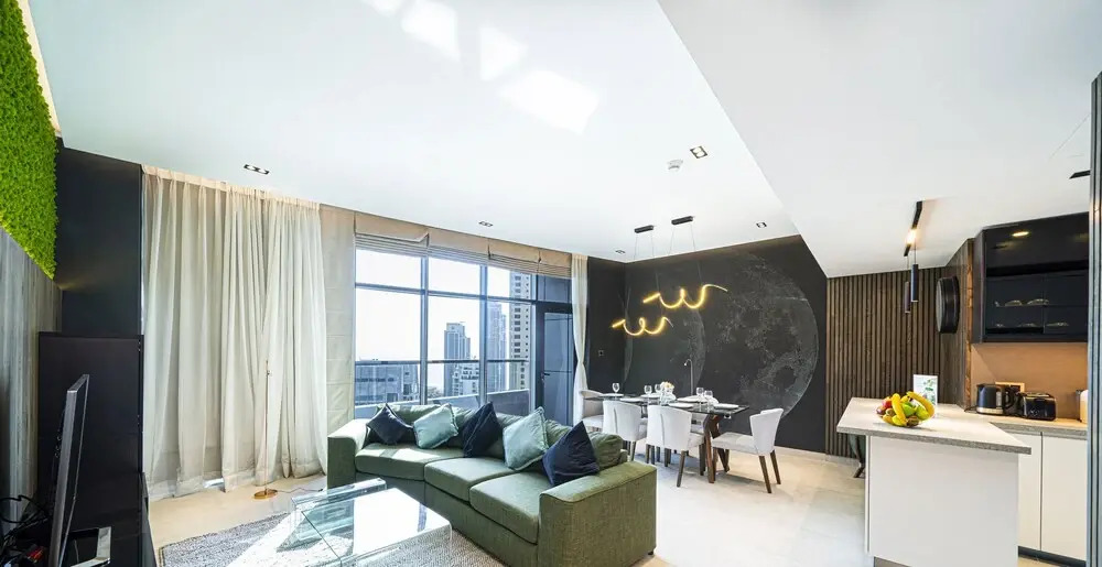Дубай: Spectacular 3BR Suite with Marina View