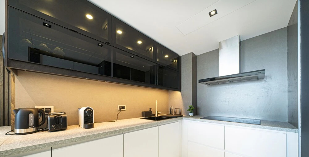 Дубай: Spectacular 3BR Suite with Marina View