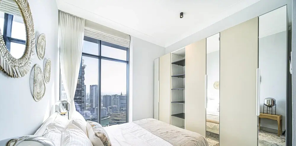 Дубай: Spectacular 3BR Suite with Marina View