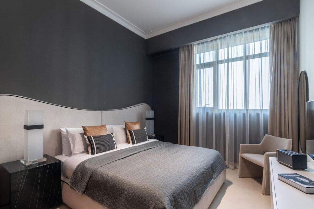 Дубай: DXB - Vida Emirates Hills - R2 - 502 - DM