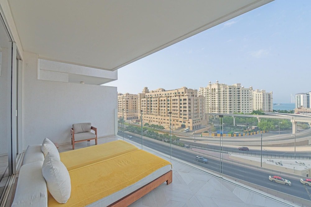 Дубай: DXB - Five - 40706 - PJ