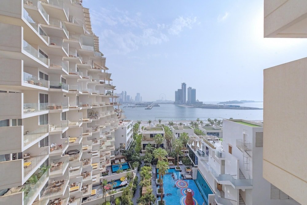 Дубай: DXB - Five - 40706 - PJ