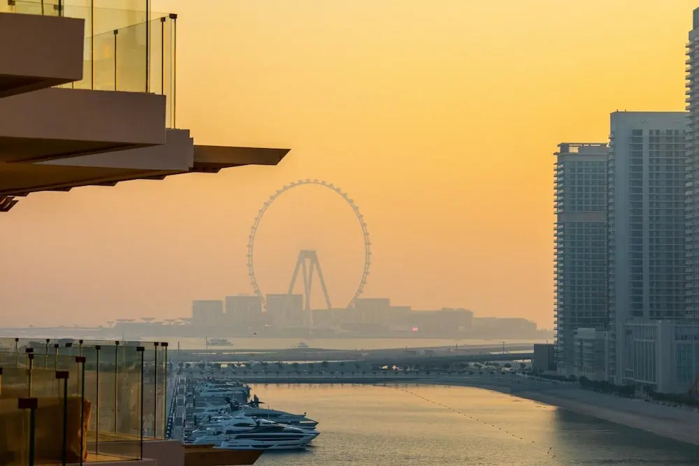 Дубай: Dxb - Five - 40902 - Pj