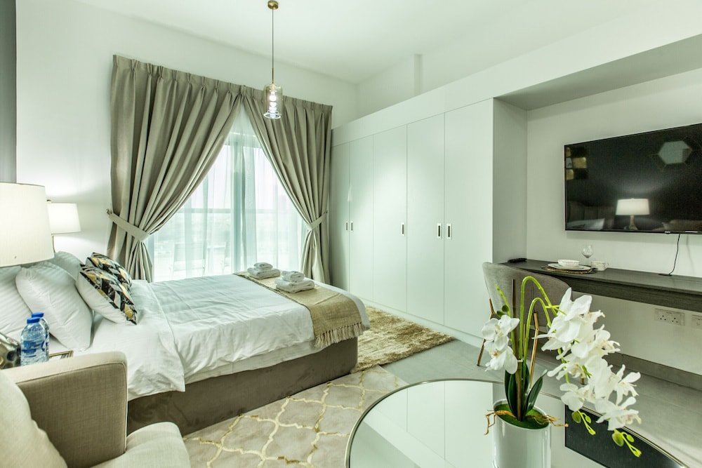 Дубай: Al Barsha South - Bella Rose 711
