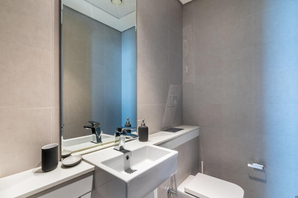 Дубай: DXB - The Atria Residences - 804 - DT