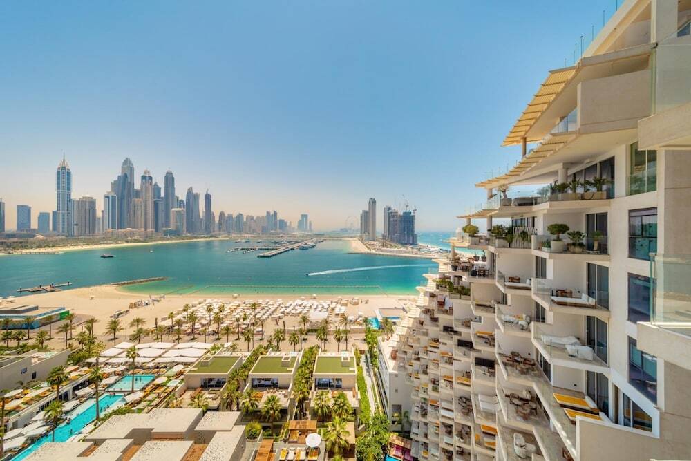 Дубай: DXB - Five - 31006 - PJ