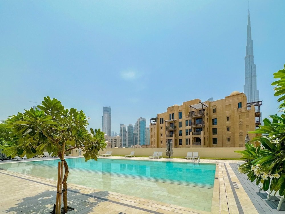 Дубай: DXB - Burj Royale - 206 - DT