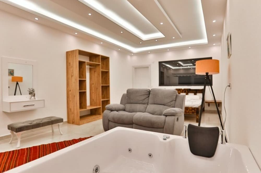 Сарыбелен: Villa Duruk 1 bed Villa With Pool, Breakfast Included