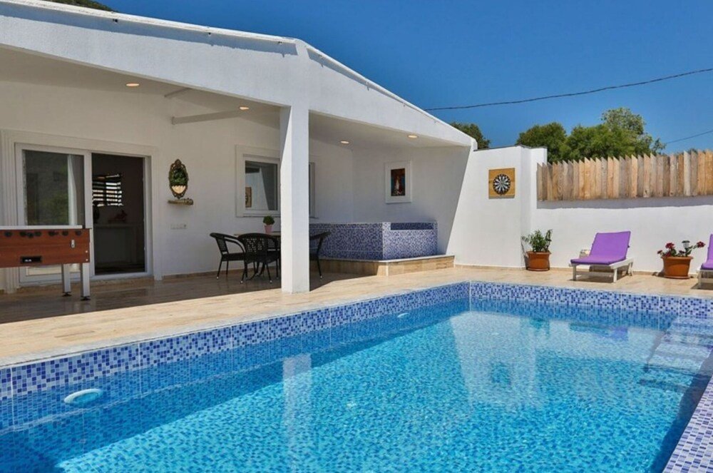 Сарыбелен: Villa Tameralii 2 bed Villa and Pool Breakast Included