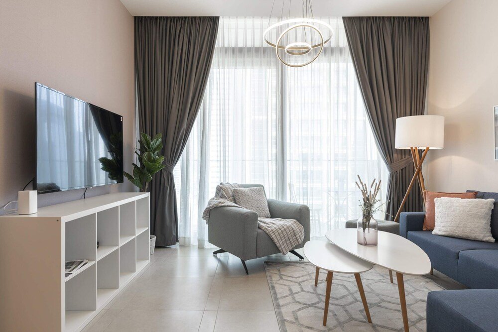 Дубай: Guestready - Urban Apartment in Marina Gate, Central Location!
