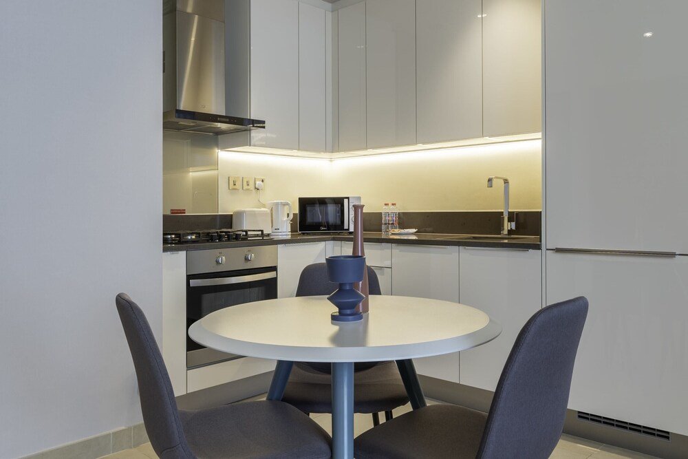 Дубай: Guestready - Urban Apartment in Marina Gate, Central Location!
