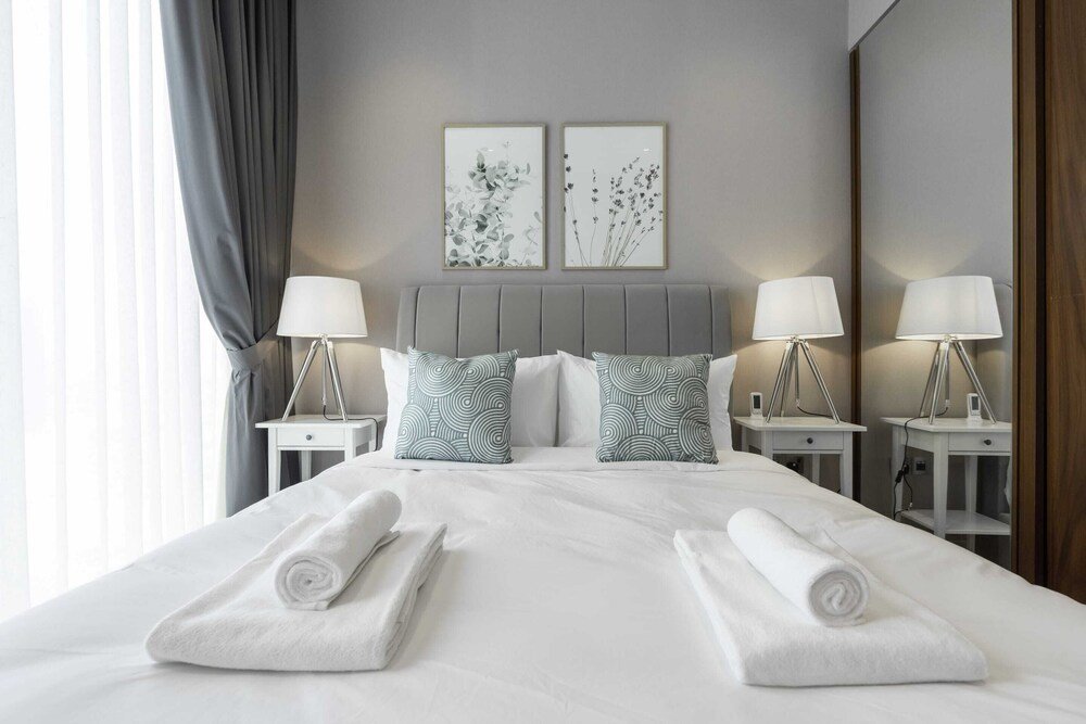 Дубай: Guestready - Urban Apartment in Marina Gate, Central Location!