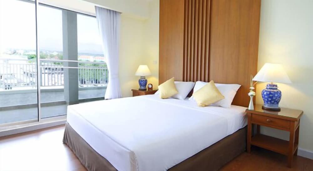 Районг: Kameo House Rayong