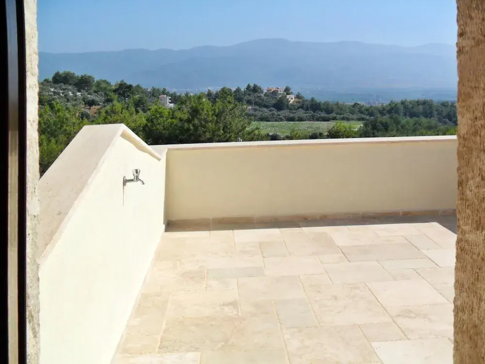 Согучак: House With 4 Bedrooms in Kuşadası, With Private Pool and Enclosed Garden - 2 km From the Beach