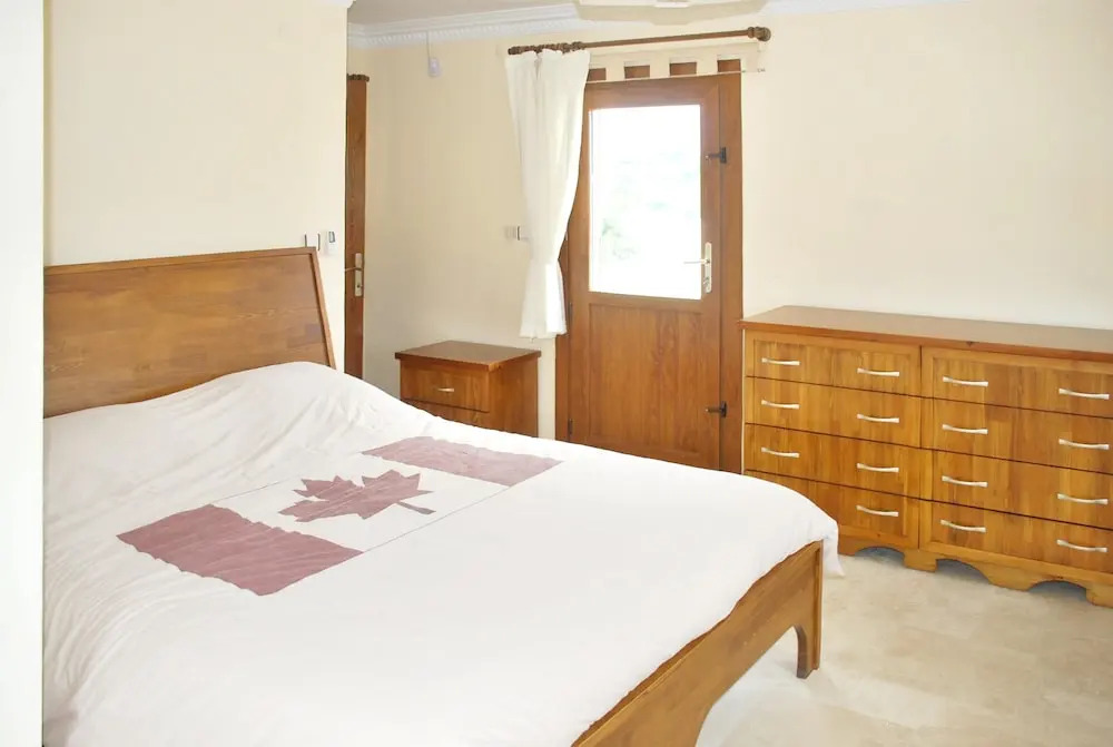 Согучак: House With 4 Bedrooms in Kuşadası, With Private Pool and Enclosed Garden - 2 km From the Beach