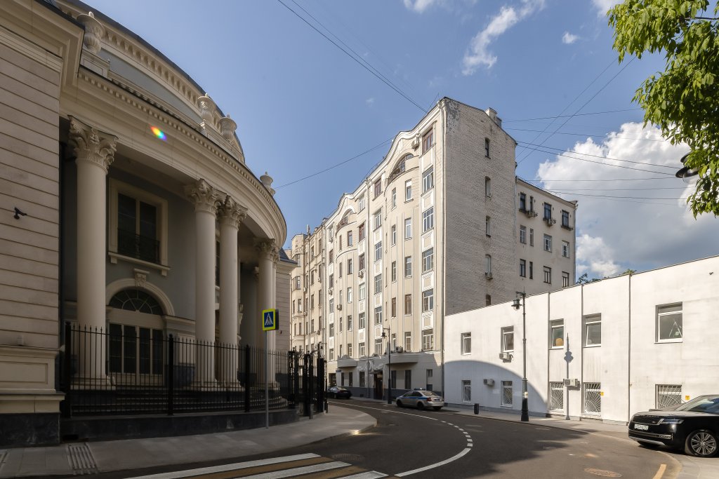 Москва: Квартира Кривоарбатский 2