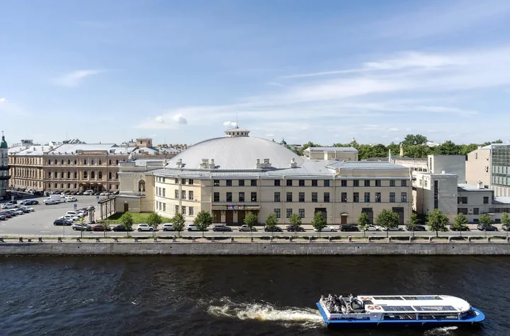 Санкт-Петербург: PiterApartments (ПитерАпартментс) на набережной реки Фонтанки 28