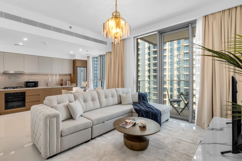 Дубай: Апартаменты Beach Isle Tower 1 Спальня