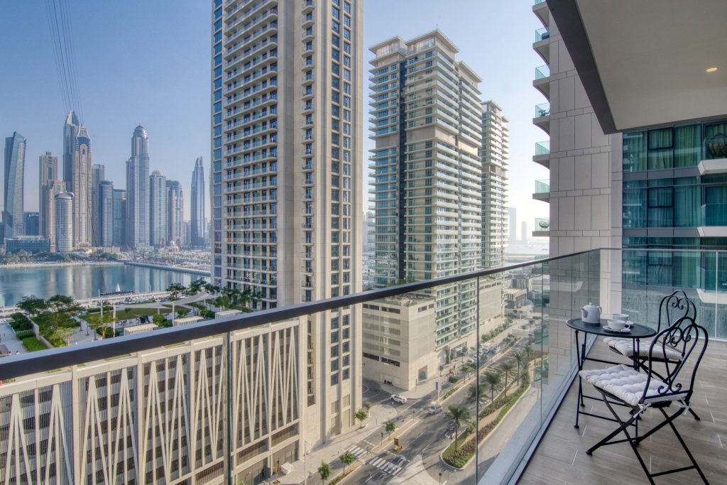 Дубай: Апартаменты Beach Isle Tower 1 Спальня