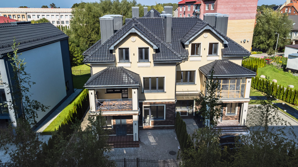 Зеленоградск: Квартира БалтАтлантик номер в стиле Барби