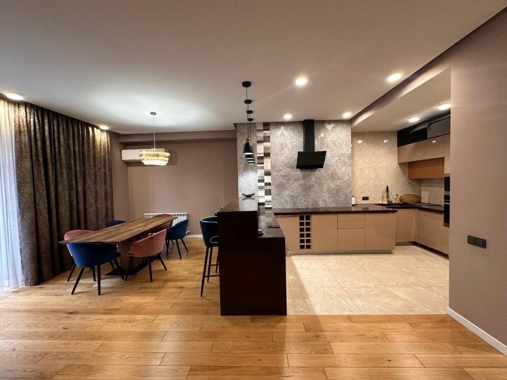 Ереван: Апартаменты 2 Bedroom Apt On Republic Square